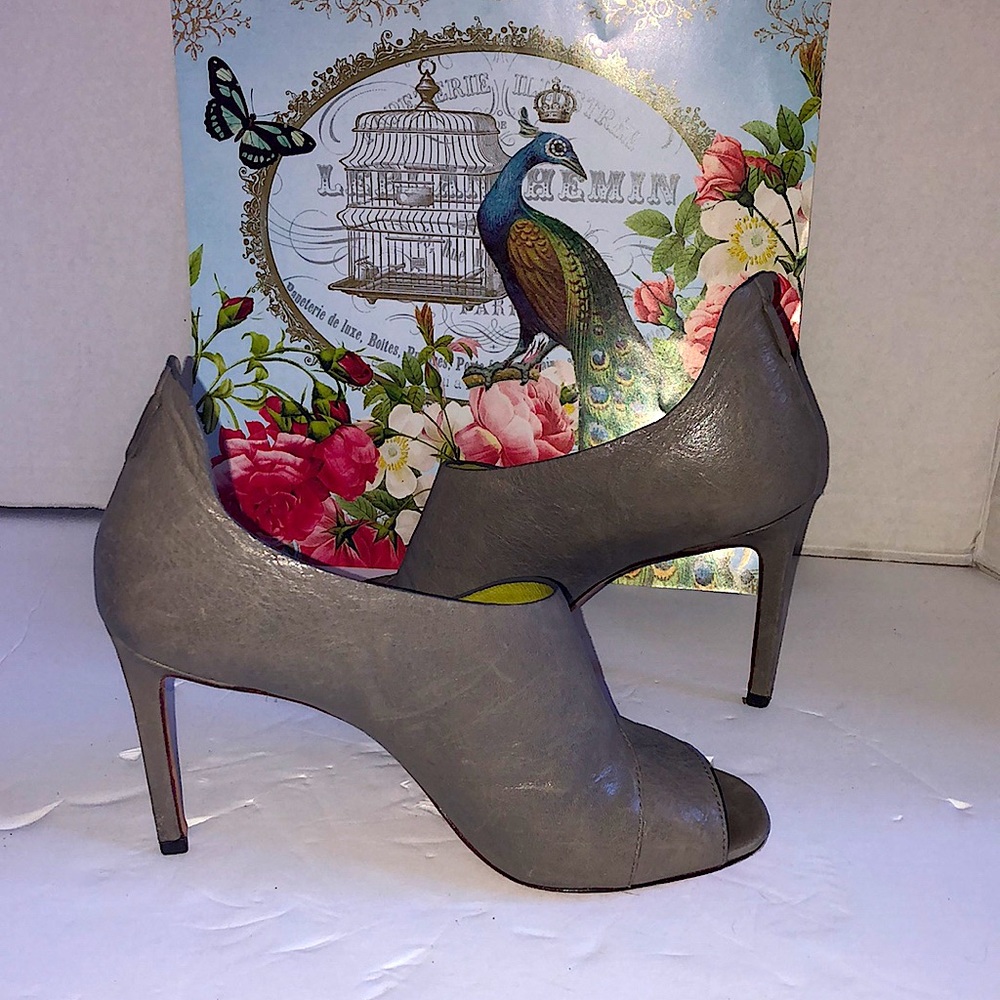 Coach designer heels Manhattan beige taupe color leather rare sz6.5 - Picture 2 of 13